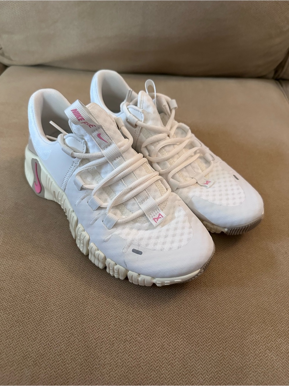 Nike Free Metcon 6 sneakers; size 8US; New without box